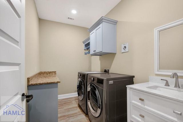 356 Palmer Place Lane NE, Ludowici, GA 31316