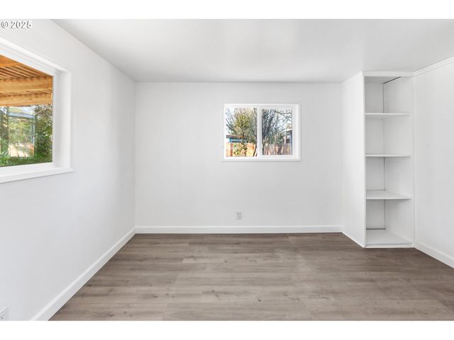 5825 Sw LOMBARD Ave, Beaverton, OR 97005