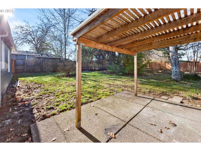5825 Sw LOMBARD Ave, Beaverton, OR 97005
