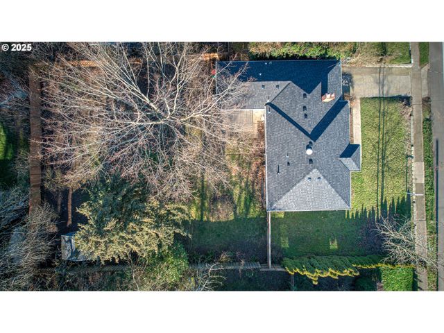 5825 Sw LOMBARD Ave, Beaverton, OR 97005