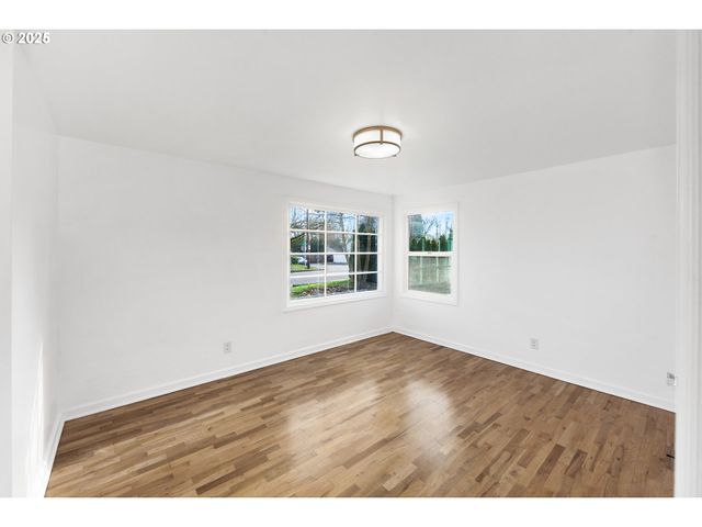 5825 Sw LOMBARD Ave, Beaverton, OR 97005