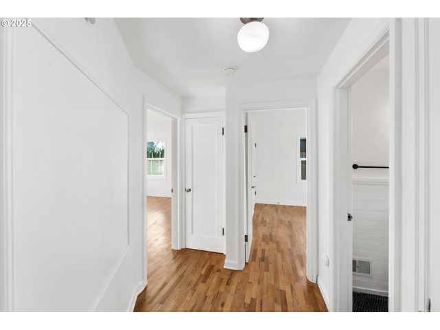 5825 Sw LOMBARD Ave, Beaverton, OR 97005