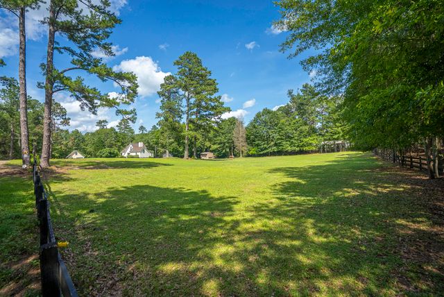 33 Old Paddock Lane, Aiken, SC 29803