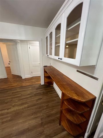 5001 Duval ST A, Austin, TX 78751