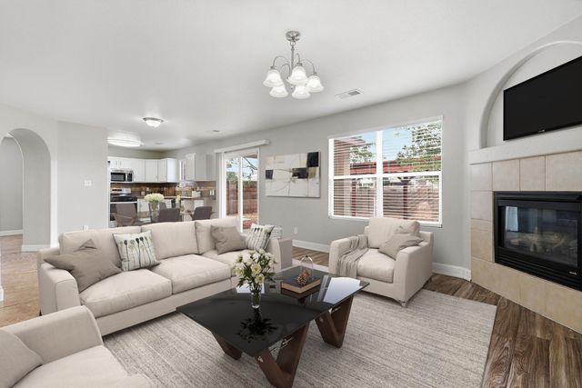 721 Valley Meadows Drive NE, Rio Rancho, NM 87144