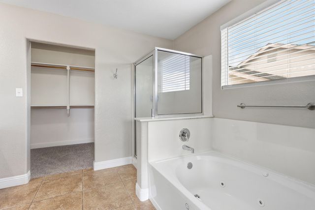 721 Valley Meadows Drive NE, Rio Rancho, NM 87144