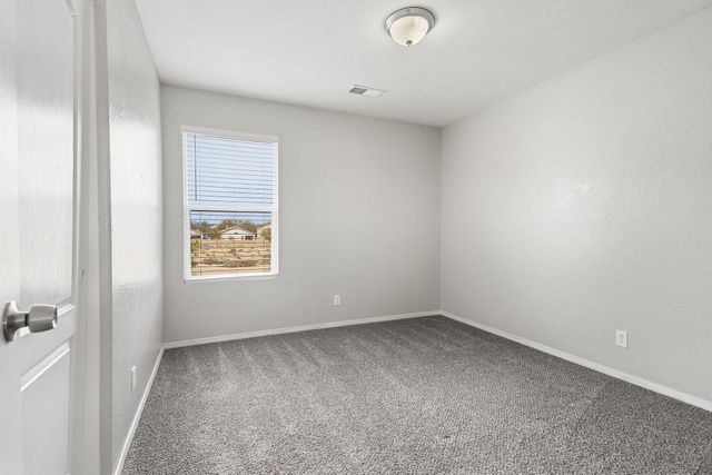 721 Valley Meadows Drive NE, Rio Rancho, NM 87144