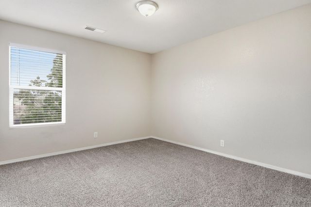 721 Valley Meadows Drive NE, Rio Rancho, NM 87144