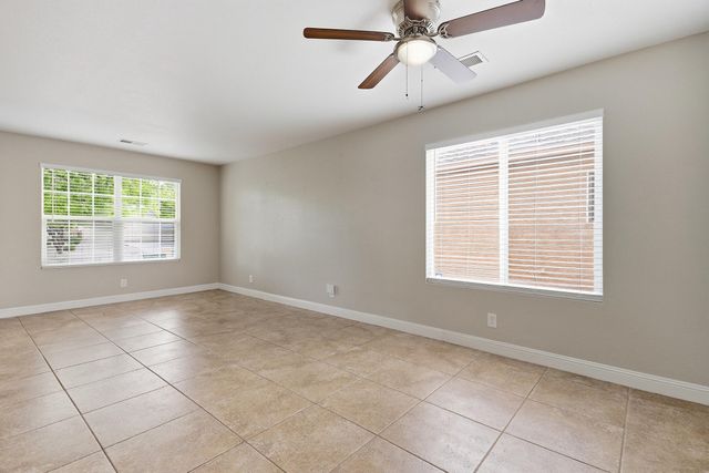 721 Valley Meadows Drive NE, Rio Rancho, NM 87144
