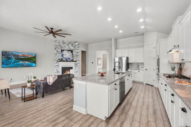 27815 Recanto, San Antonio, TX 78260