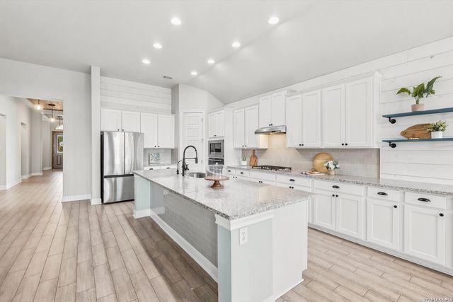 27815 Recanto, San Antonio, TX 78260