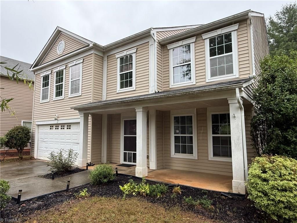 4209 Oak Pointe Drive, Winston-salem, NC 27105