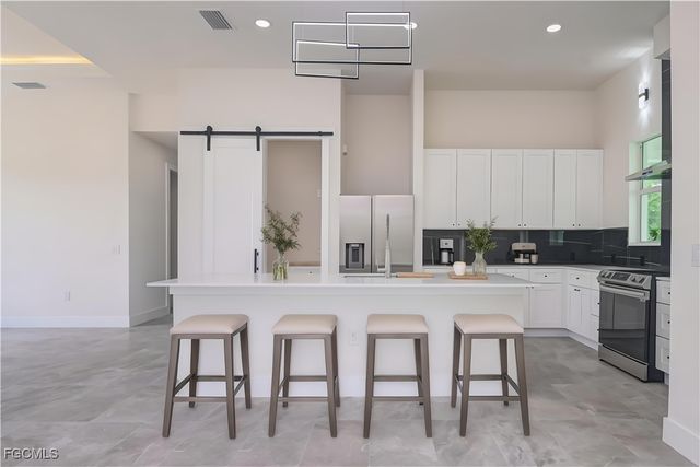 1014 SW 8th PL, Cape Coral, FL 33991