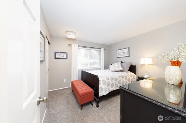 4905 NE 19th Court, Renton, WA 98059