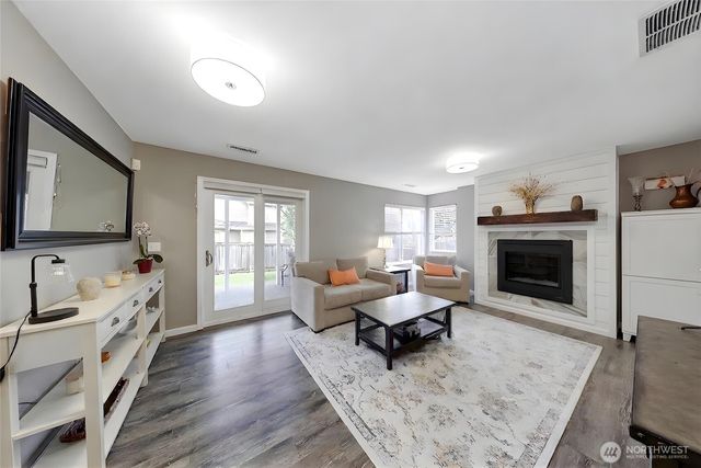 4905 NE 19th Court, Renton, WA 98059