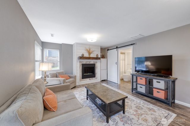 4905 NE 19th Court, Renton, WA 98059