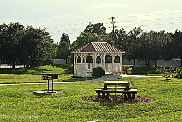 801 Del Rio Way 502, Merritt Island, FL 32952