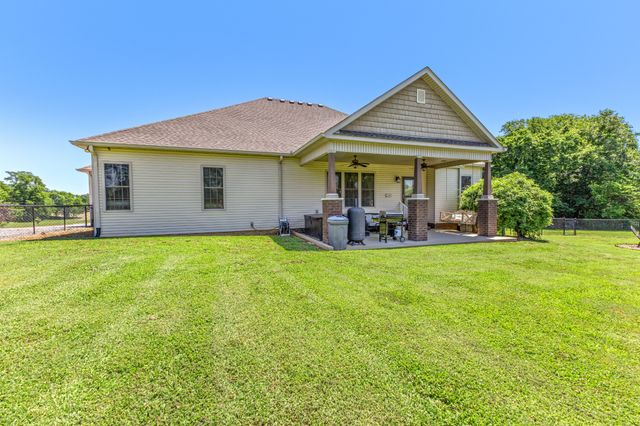 6734 Burgess Gower Rd, Cedar Hill, TN 37032