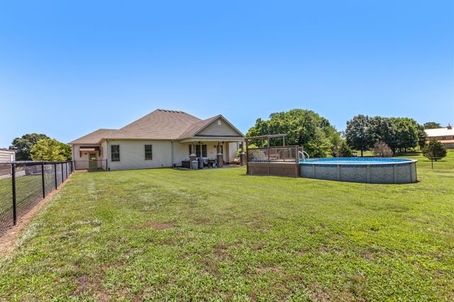 6734 Burgess Gower Rd, Cedar Hill, TN 37032