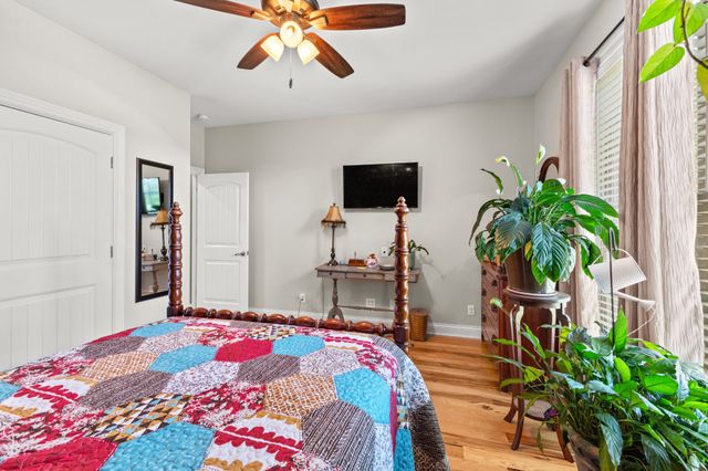 6734 Burgess Gower Rd, Cedar Hill, TN 37032