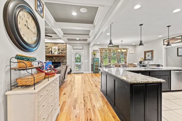 6734 Burgess Gower Rd, Cedar Hill, TN 37032