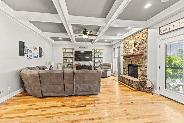 6734 Burgess Gower Rd, Cedar Hill, TN 37032