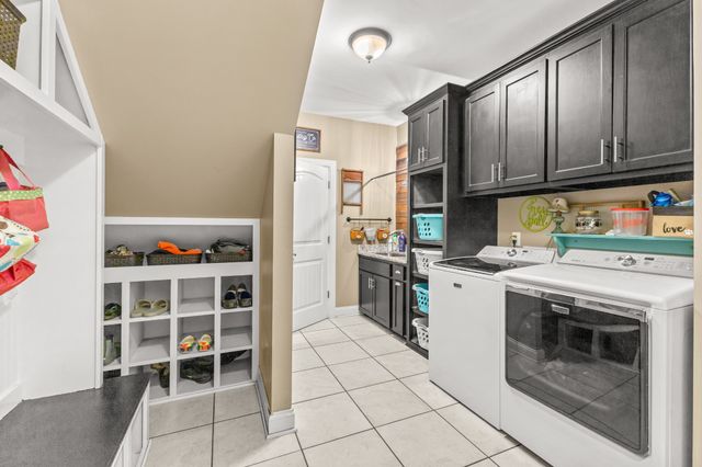 6734 Burgess Gower Rd, Cedar Hill, TN 37032