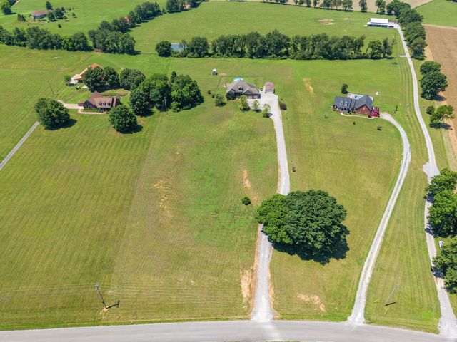 6734 Burgess Gower Rd, Cedar Hill, TN 37032