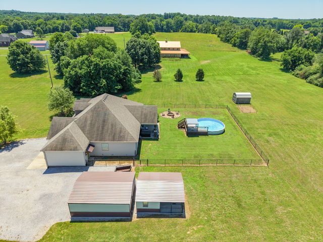 6734 Burgess Gower Rd, Cedar Hill, TN 37032