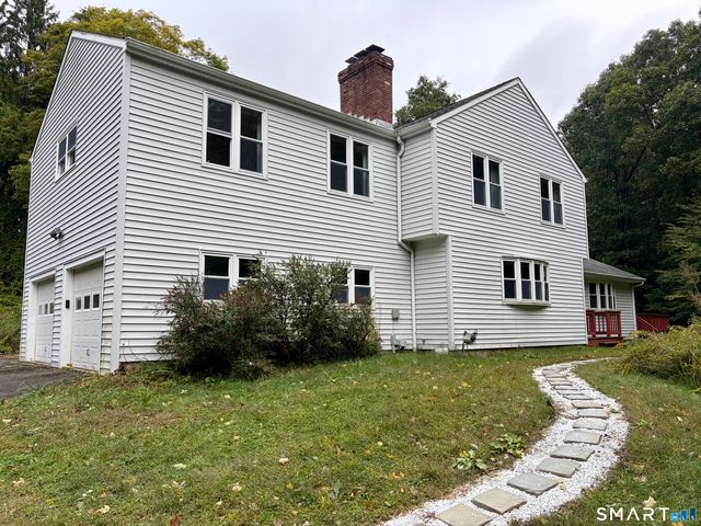 164 Quanopaug Trail, Woodbury, CT 06798