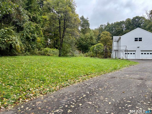 164 Quanopaug Trail, Woodbury, CT 06798