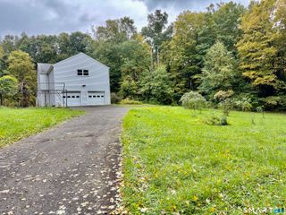 164 Quanopaug Trail, Woodbury, CT 06798