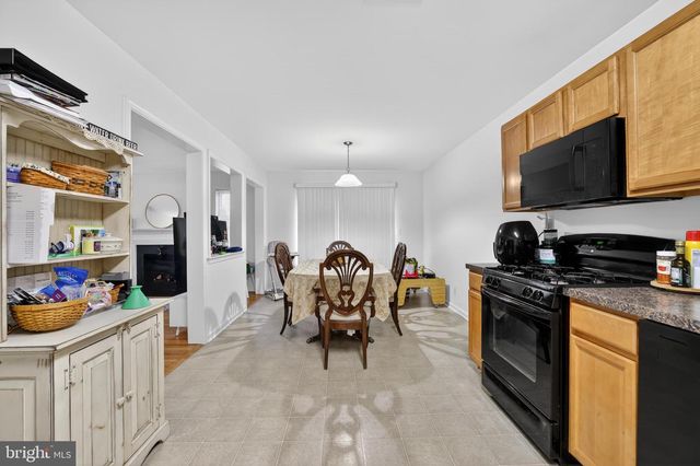 135 SUGARBUSH DR, Perkasie, PA 18944