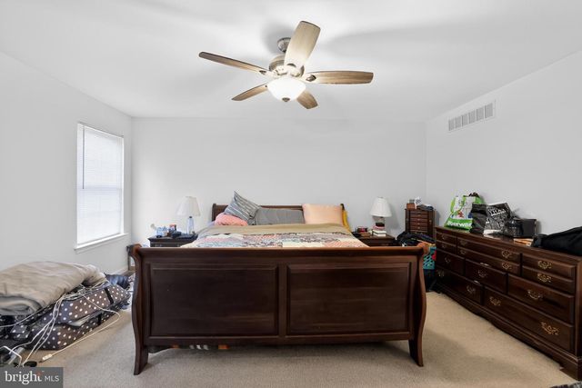 135 SUGARBUSH DR, Perkasie, PA 18944