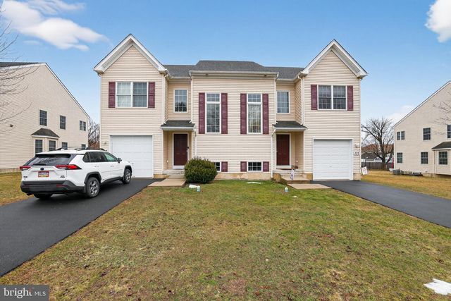 135 SUGARBUSH DR, Perkasie, PA 18944