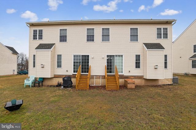 135 SUGARBUSH DR, Perkasie, PA 18944