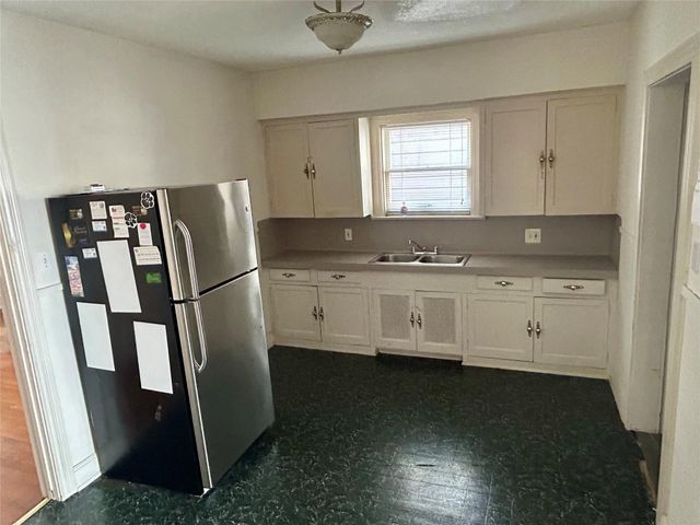 2038 Lexington Street, Houston, TX 77098