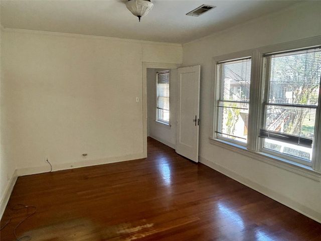 2038 Lexington Street, Houston, TX 77098