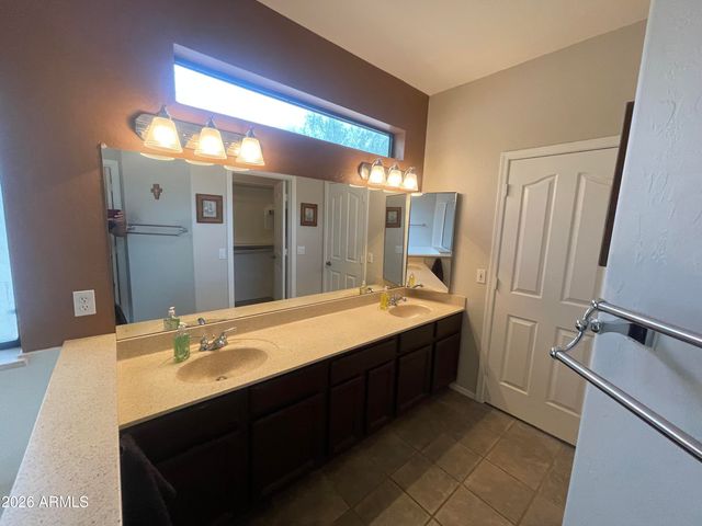 9907 E FLANDERS Road, Mesa, AZ 85207