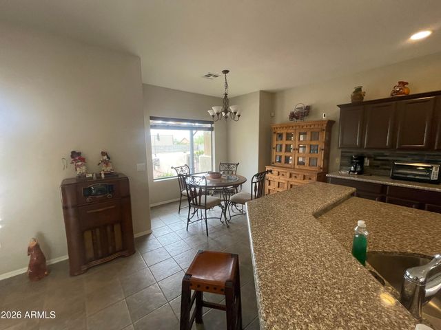 9907 E FLANDERS Road, Mesa, AZ 85207