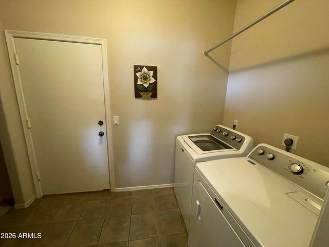 9907 E FLANDERS Road, Mesa, AZ 85207