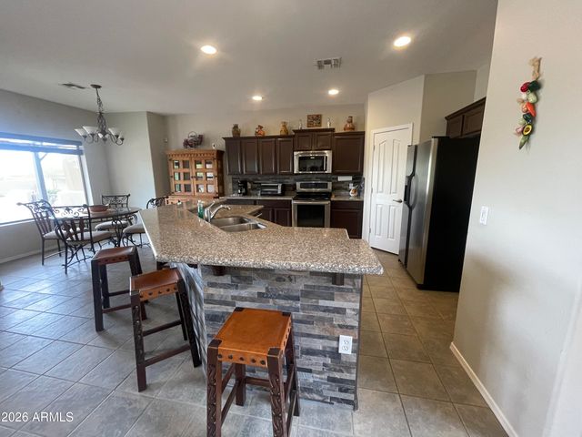 9907 E FLANDERS Road, Mesa, AZ 85207