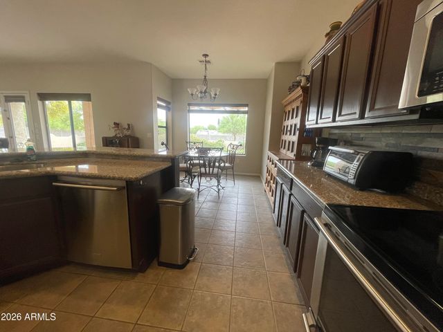 9907 E FLANDERS Road, Mesa, AZ 85207