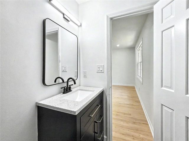 270 Winding River Road H, Atlanta, GA 30350