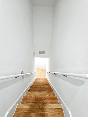 270 Winding River Road H, Atlanta, GA 30350