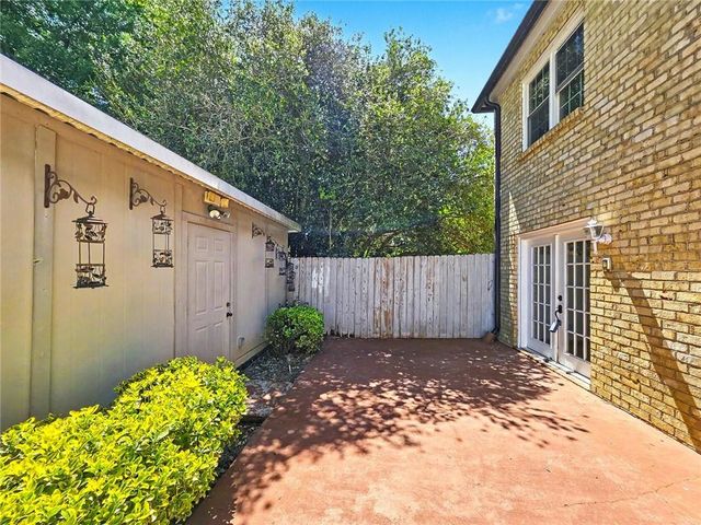 270 Winding River Road H, Atlanta, GA 30350