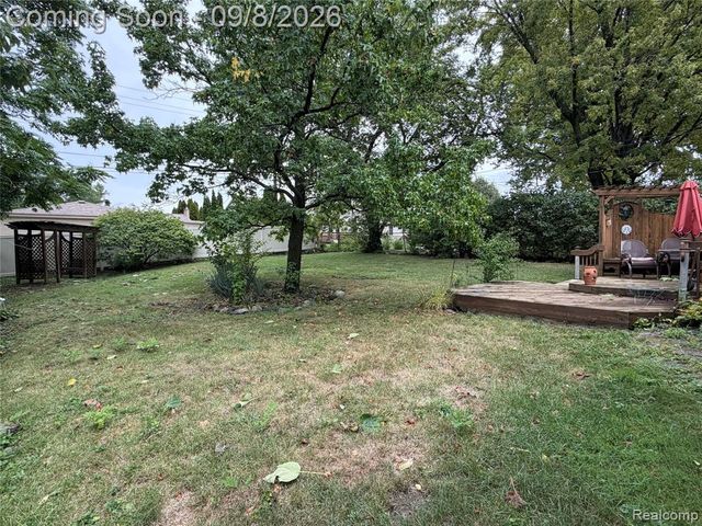 31524 Windsor Street, Garden City, MI 48135