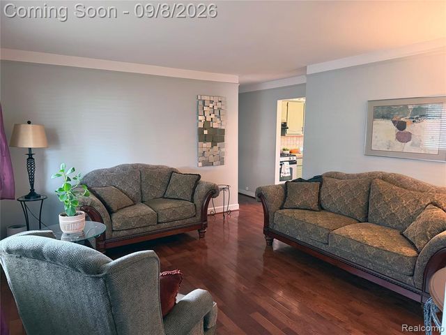 31524 Windsor Street, Garden City, MI 48135