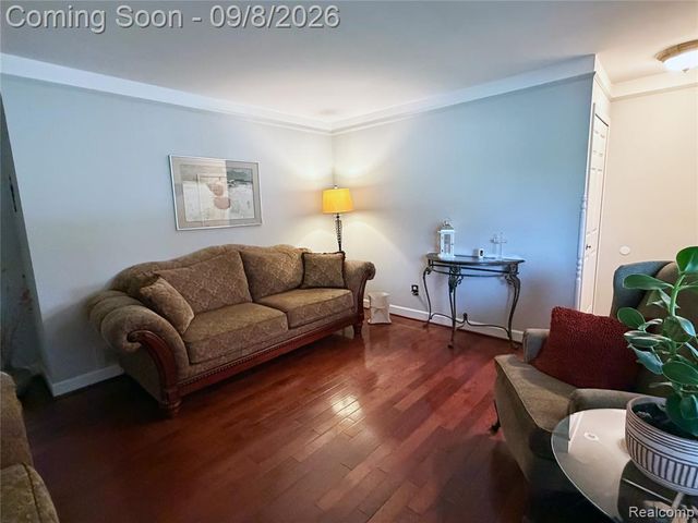 31524 Windsor Street, Garden City, MI 48135