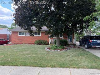 31524 Windsor Street, Garden City, MI 48135